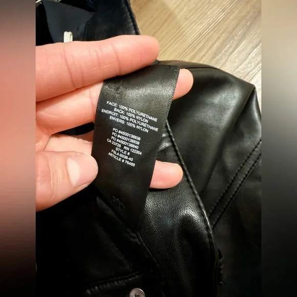 ARITZIA Wilfred Rebel Vegan Leather High Rise Straight Leg Pants Black Size 4 - Picture 7 of 12